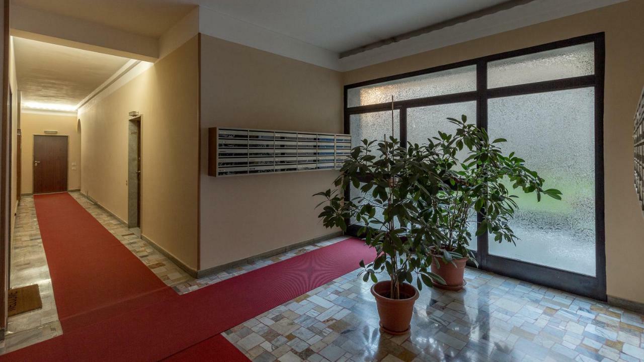 Stunning View Apartment ميلان المظهر الخارجي الصورة